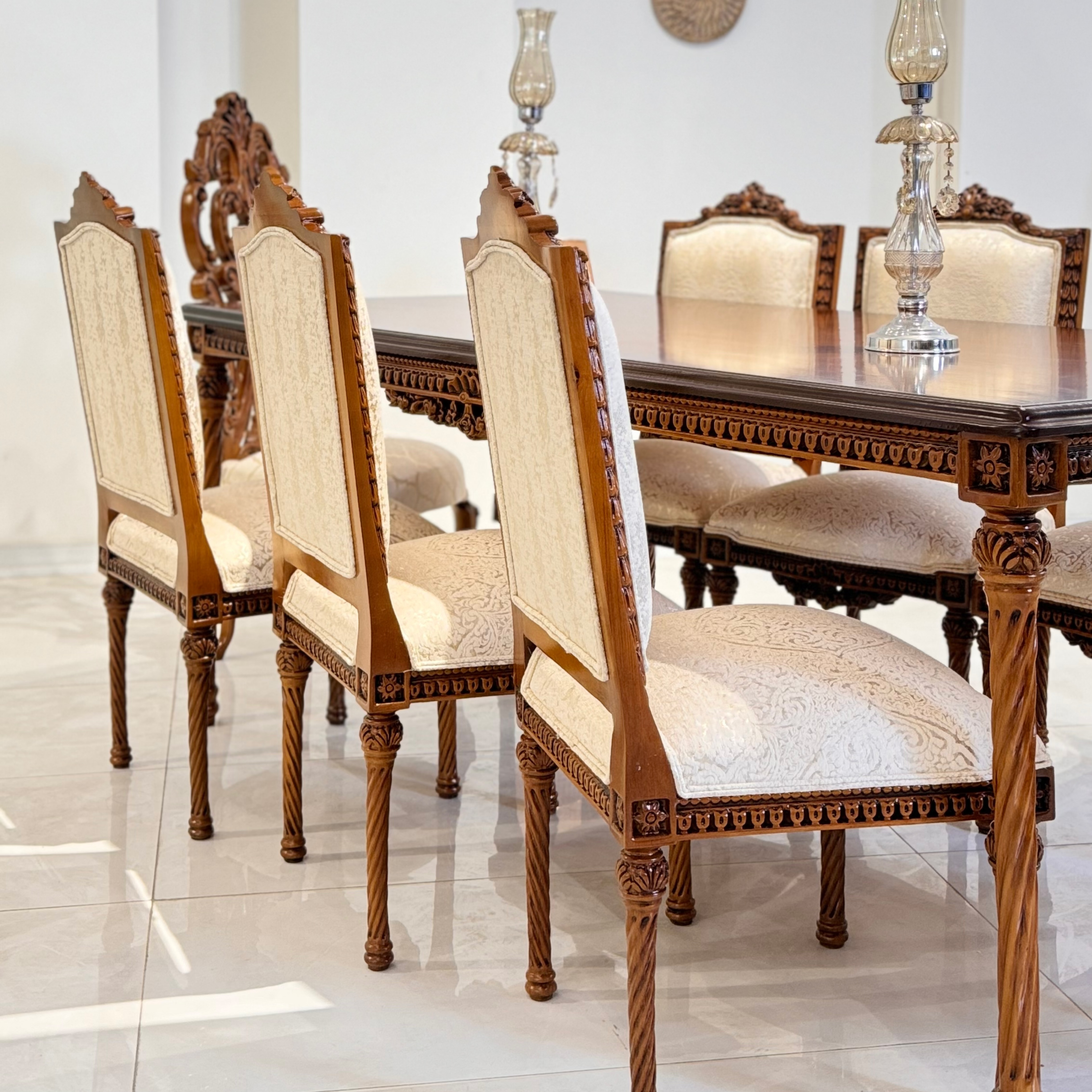 ناهارخوری آیسان